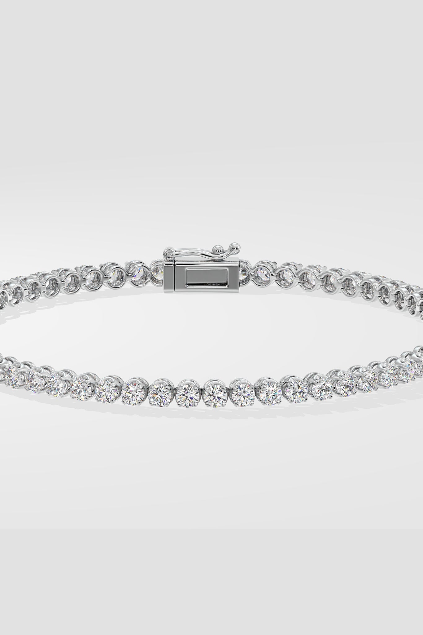 .05 Pointer Crown Tennis Bracelet