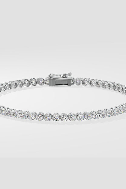 .05 Pointer Crown Tennis Bracelet
