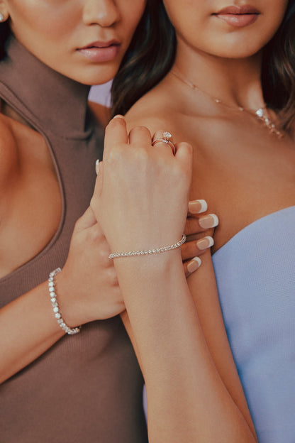 .05 Pointer Crown Tennis Bracelet