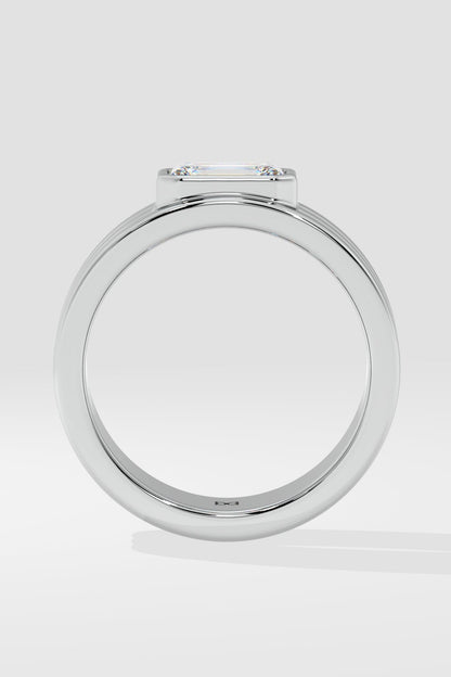 Emerald Tryst Ring
