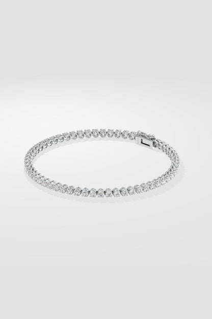 .05 Pointer Crown Tennis Bracelet